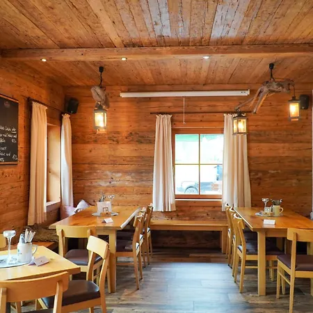 宾馆 乌尔茨维尔特宾馆